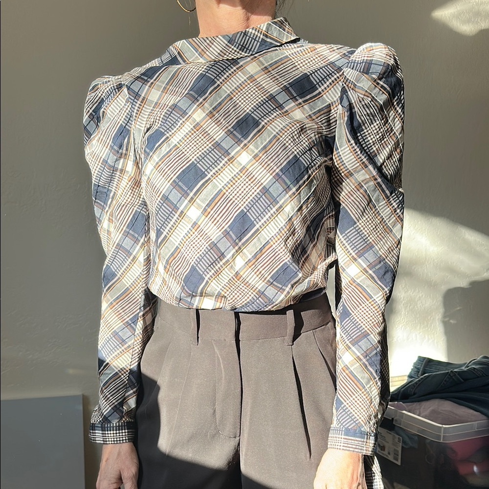 Blue Puff Sleeve Fitted Blouse with Notched Collar